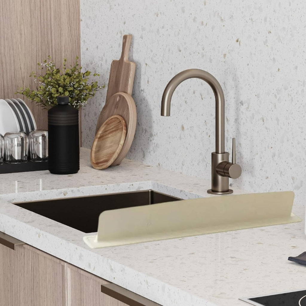 Premium Silicone Kitchen Sink Splash Guard – Flexible Water Stopper & Countertop Protector