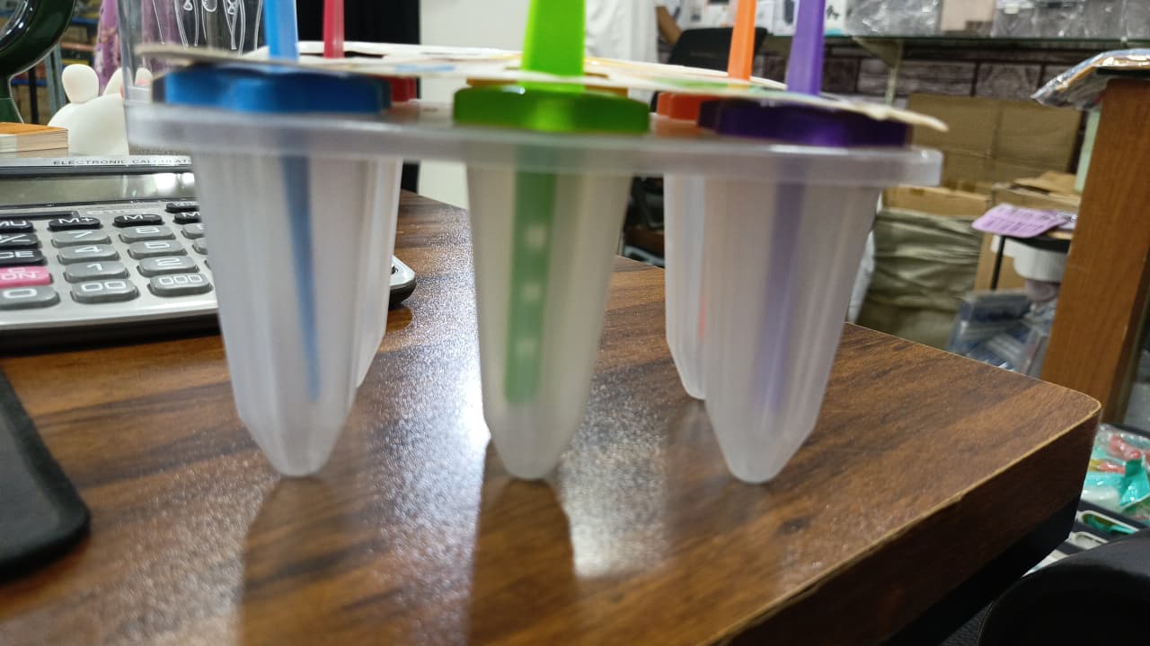 6-Piece Reusable Ice Pop Mold Set with Built-in Drip-Guard Straws